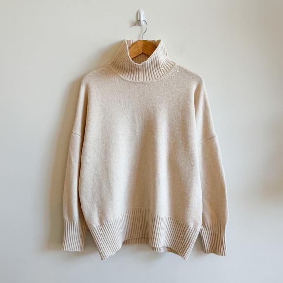 OAK + FORT • Wool-Blend Oversized Turtleneck Sweater in Fog - Picture 2 of 9
